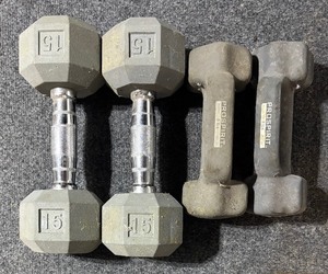 lot 453 image: Reebok 15 Pound and Pro Spirit 8 Pound Weights