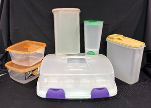 lot 247B image: Variety of Plastic Storage Containers