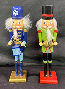 lot 544 image: Two Nice Nutcrackers