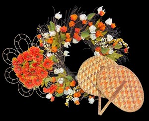 lot 553 image: Fabulous Wreath, Fans and Faux Floral Decor