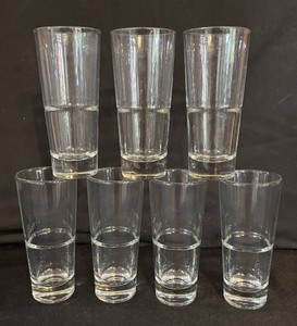 lot 558 image: Libbey Endeavor Stacking Pub Glasses