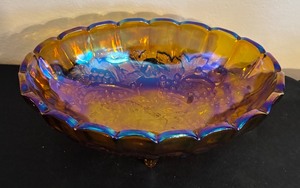 lot 560 image: Vintage Indiana Glass Iridescent Carnival Amber Harvest Scalloped Footed Centerpiece Bowl
