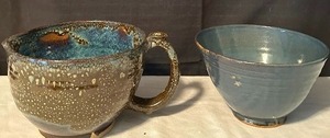 lot 567 image: Studio Art Pottery
