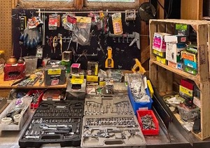 lot 475 image: Workbench Goodies Everything you Need To Setup  Supplement Your Workshop