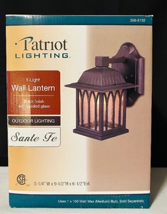 lot 138 image: Patriot Lighting Wall Lantern