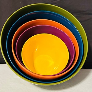 lot 423 image: Bright and Colorful Nesting Bowls