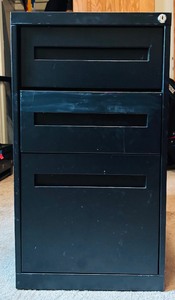 lot 387 image: Three Drawer Metal Filing Cabinet
