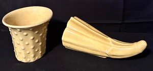 lot 125 image: Two Beautiful Vintage McCoy Pottery Pieces