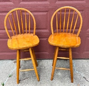 lot 469A image: Pair Wooden Barstools