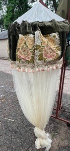 lot 466 image: Beautiful Decorative Canopy with Mesh Skirting