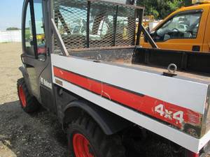 Bobcat 5600 4 x 4 Dump Toolcat
