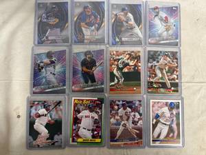 lot 6 image: 12 Current and Former Baseball Cards