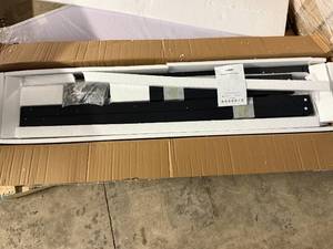 lot 31 image: Tribesigns Wooden Desk - Black