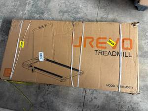 lot 34 image: Urevo Folding Treadmill