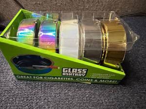 lot 43 image: 5 Pack fo Glass Ashtrays