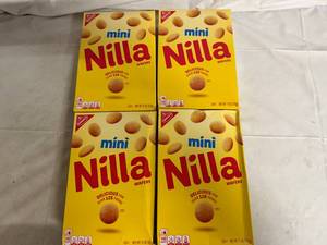 lot 108 image: 4 Boxes of Mini Nilla Wafers