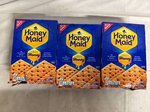 lot 159 image: 3 Boxes of Honey Maid Graham Crackers