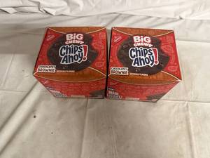 lot 211 image: 2 Packages of Chips Ahoy Big Chewy Chocolate Brownie Cookies