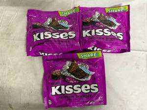 lot 221 image: 3 Bags of Hershey Rainbow Brownie Kisses