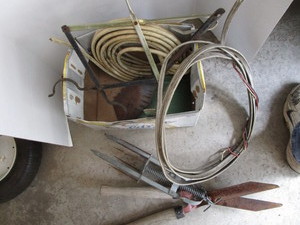 lot 27 image: Wire, Fireplace Tools, Mole Trap