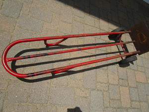 lot 77 image: Hand Truck