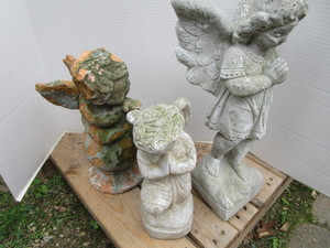 lot 81 image: Cement Angels