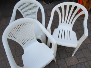 lot 95 image: White Lawn Chairs