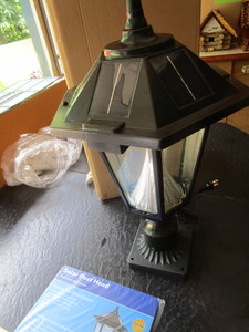 lot 89 image: Solar Post Lamps