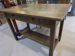 lot 9 image: Antique Library Table