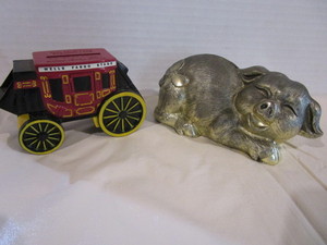 lot 16 image: Stagecoach & Pig Banks