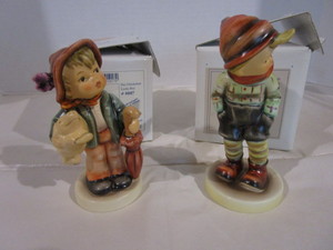lot 133 image: Hummel Figures & Plate