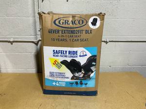 lot 81 image: Graco 4Ever DLX 4-in-1 Convertible Car Seat