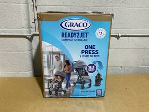 lot 84 image: Graco Ready2Jet Compact Auto-Fold Stroller