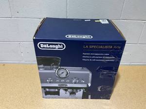 lot 2 image: DeLonghi La Specialista Arte - EC9155MB Stainless Steel Espresso Machine, 15 Bars, Milk Frother