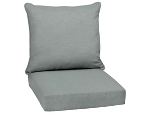 lot 193 image: Arden 24x24 Outdoor Deep Seat Cushion Set