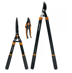 lot 398 image: Fiskars 3pc Tree & Shrub Care Set Rust-Resistant Steel