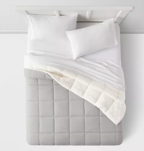 lot 499 image: Faux Shearling Washed Microfiber Reversible Comforter Gray TwinTwin XL - Room Essentials