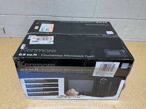 lot 269 image: Kenmore 0.9 cu-ft Microwave - Black Countertop, 900W