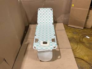 lot 488 image: Blue Folding Lounger - Sun Squad