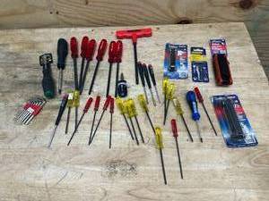 lot 53 image: Lot of Various Hand Tools