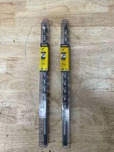 lot 109 image: Lot of 2 Irwin 34 Auger Bit