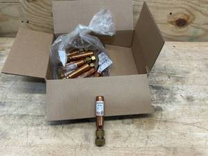 lot 97 image: SIOUX CHIEF Lot of 13- Mini-Rester Water Hammer Arresters Size AA