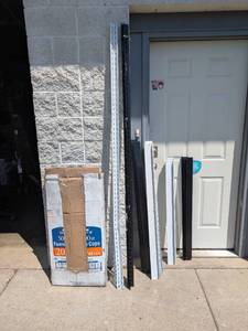 lot 2 image: (3) METAL RACKING- ONE COMPLETE RACK W SHELVING