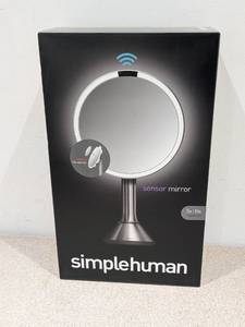 lot 15 image: SIMPLE HUMAN SENSOR MIRROR