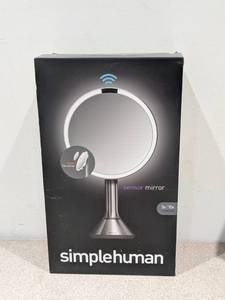 lot 25 image: SIMPLE HUMAN SENSOR MIRROR