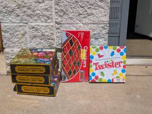 lot 41 image: ASSORTED BOARD GAMES