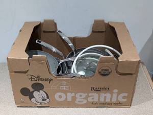 lot 54 image: GREENPAN 11PC. POTPAN SET