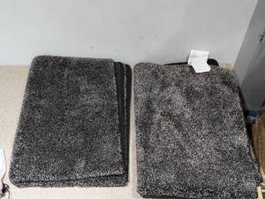 lot 82 image: 2 NEW MICRO FIBER RUGS