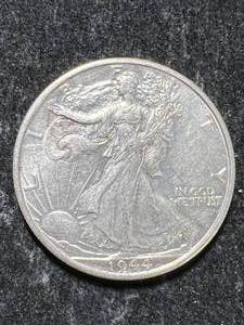 lot 18 image: 1944-D US WALKING LIBERTY HALF DOLLAR