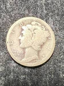lot 42 image: 1919-S US MERCURY DIME